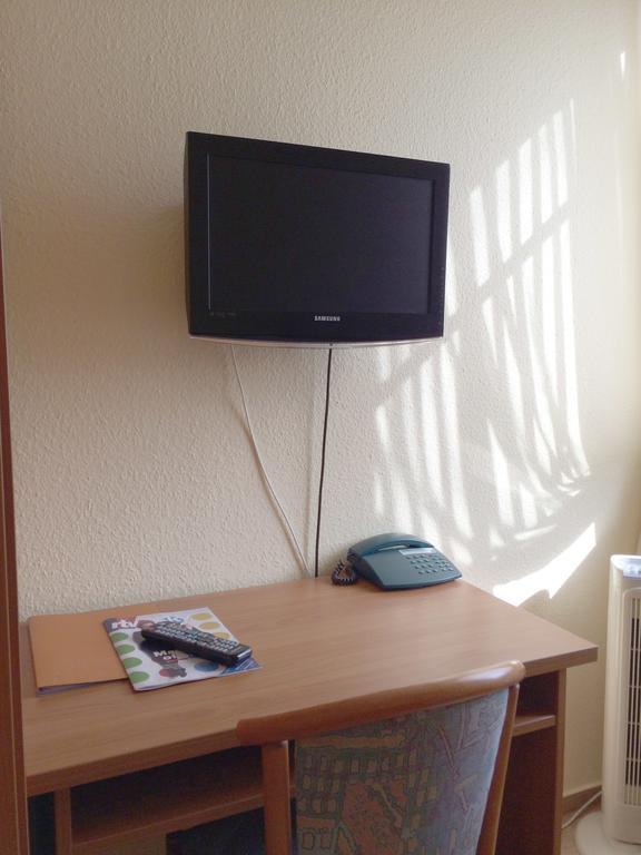 Hotel Thueringer Hof Jena Room photo