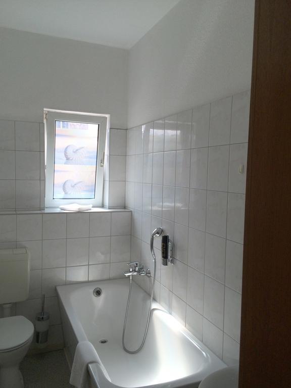 Hotel Thueringer Hof Jena Room photo